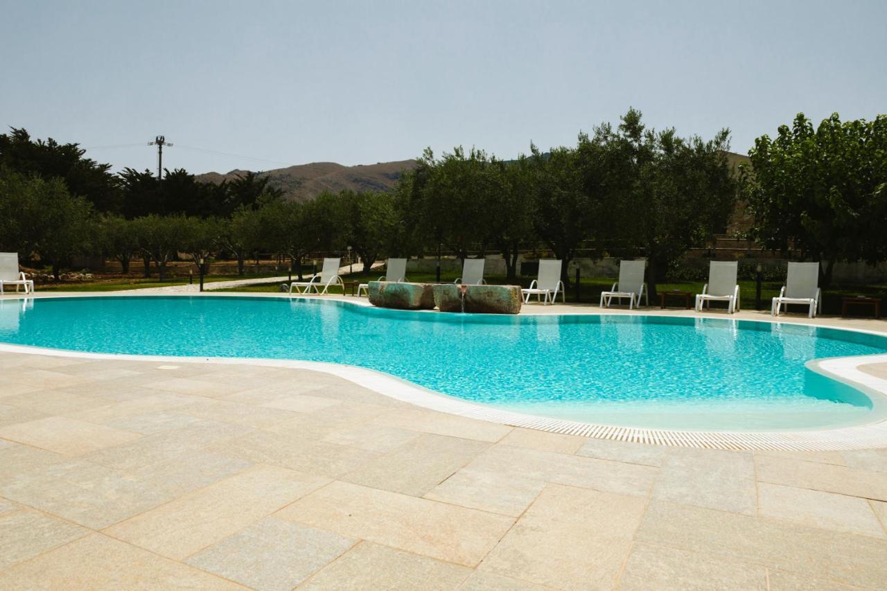סקופלו Casale La Macina Residence Scopello מראה חיצוני תמונה