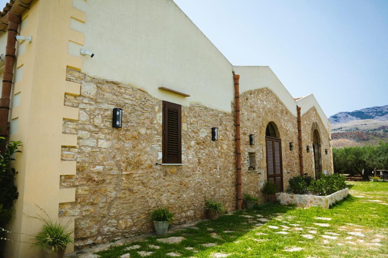 סקופלו Casale La Macina Residence Scopello מראה חיצוני תמונה