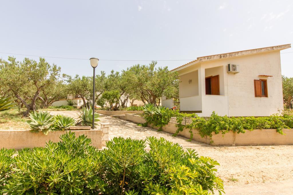 סקופלו Casale La Macina Residence Scopello מראה חיצוני תמונה