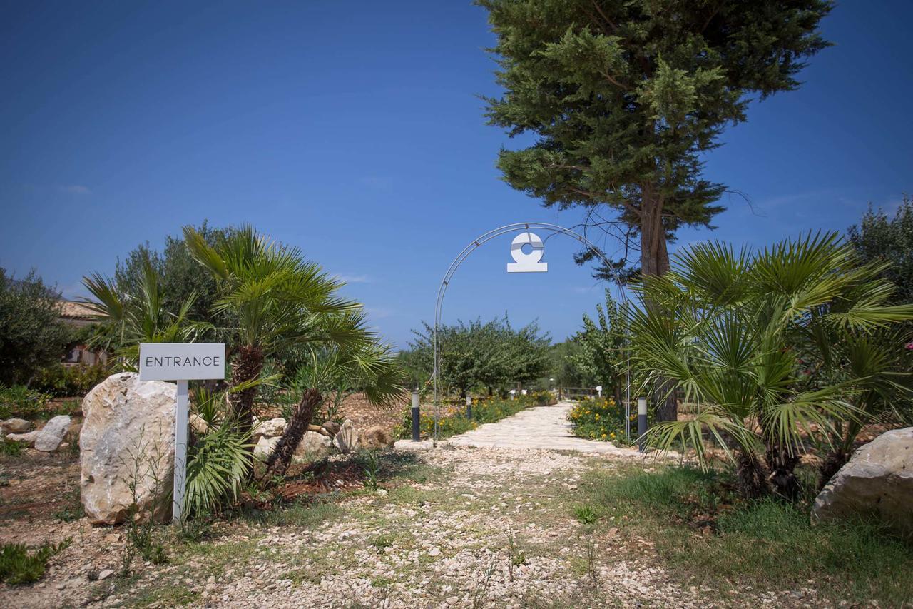 סקופלו Casale La Macina Residence Scopello מראה חיצוני תמונה