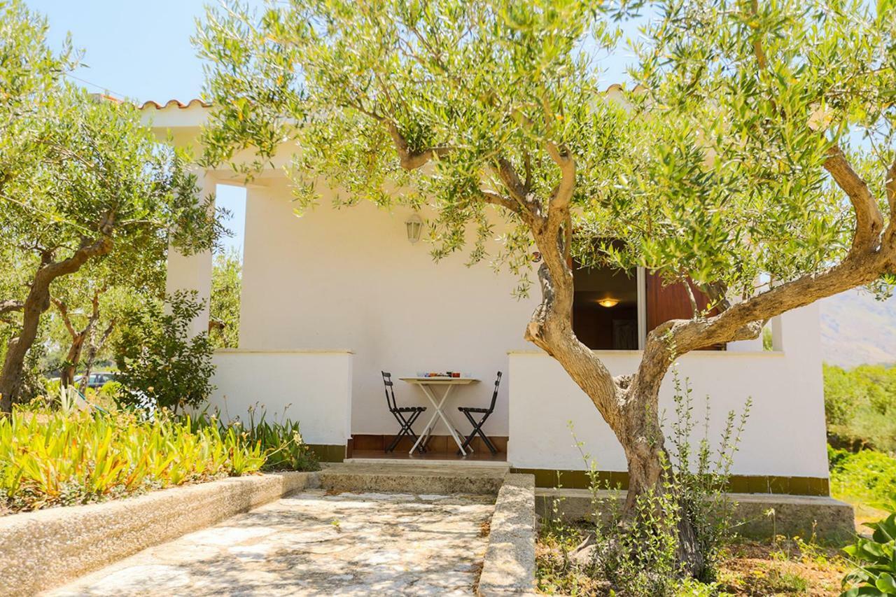סקופלו Casale La Macina Residence Scopello מראה חיצוני תמונה